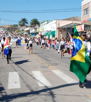 Notícias - Desfile de 7 de Setembro começas às 9:00 horas em Itupeva - Jundiai - Itupeva - SP