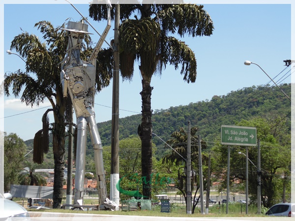 Dicas e Turismo - Itupeva - Escultura na entrada da cidade de Itupeva lembra D. Quixote - Jundiai - Itupeva - SP